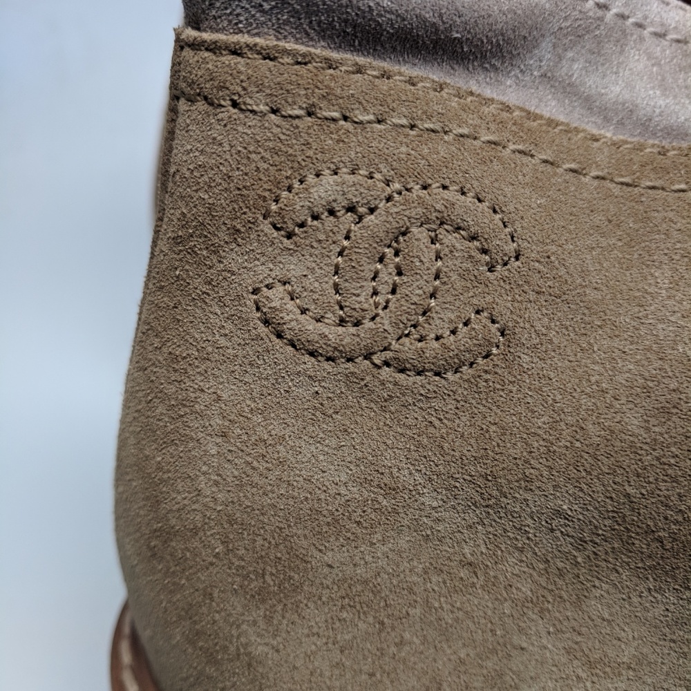 SOLD Chanel 17k Tan and Black Suede Boots - Picture 3 of 8